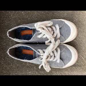 Sz 6.5 Rocket Dog Jazzin shoe